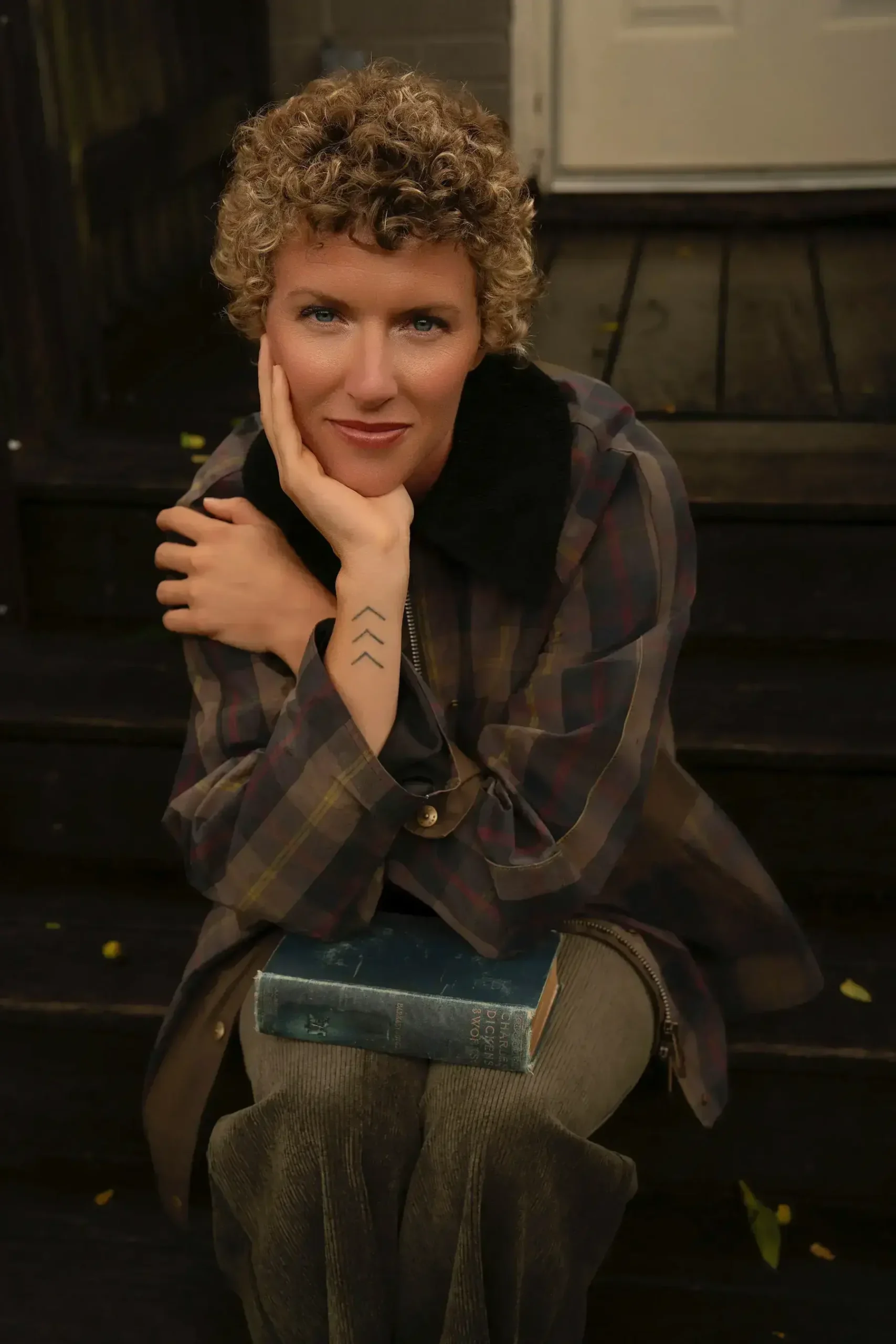 Older lady in a plaid fannel